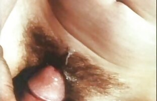 Đối tượng hấp dẫn cỡ Pint, Vanessa Sixxx quấn chặt miệng cô và sau đó đôi phim sex video xx môi âm hộ căng mọng của cô quanh con cặc cứng ngắc của bạn trai và địt anh ta đến một vụ nổ kiêm lớn khắp lưng cô.