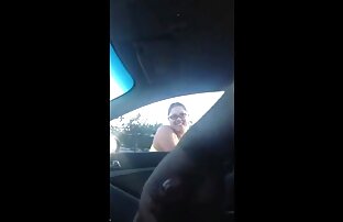 XXX Sang trọng bà mẹ già được hậu môn trong xe hơi BVR ngoai tinh xx