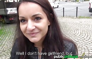 XXX Simone chải tóc cho cô ấy phim sex video xx